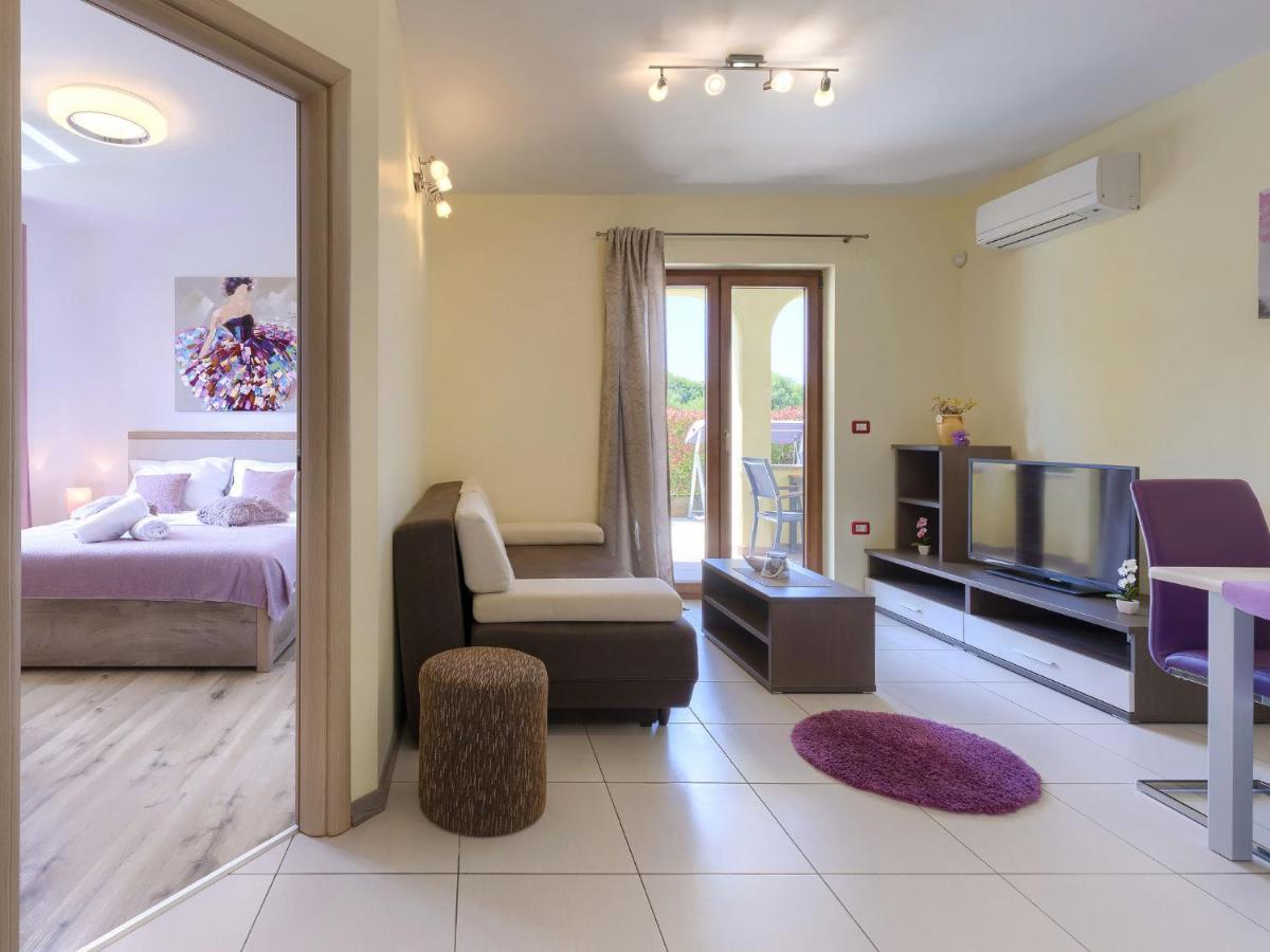 Holiday Home Linden Tree By Interhome พูลา ภายนอก รูปภาพ